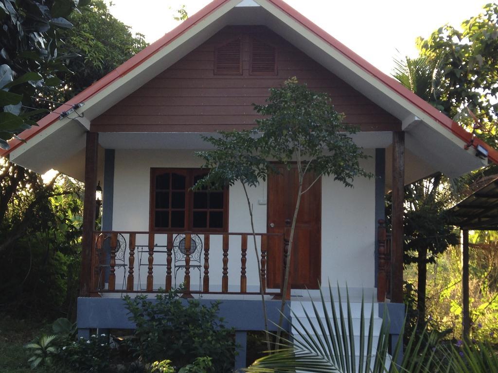 Areeya Resort Watthana Nakhon Экстерьер фото