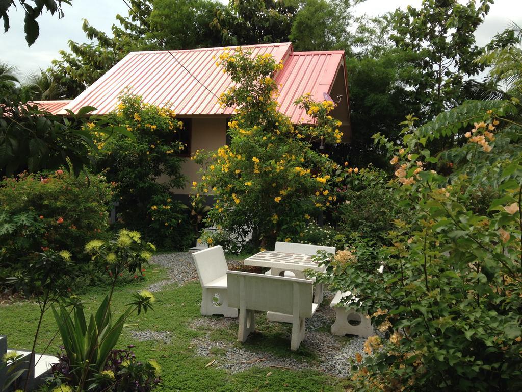 Areeya Resort Watthana Nakhon Экстерьер фото